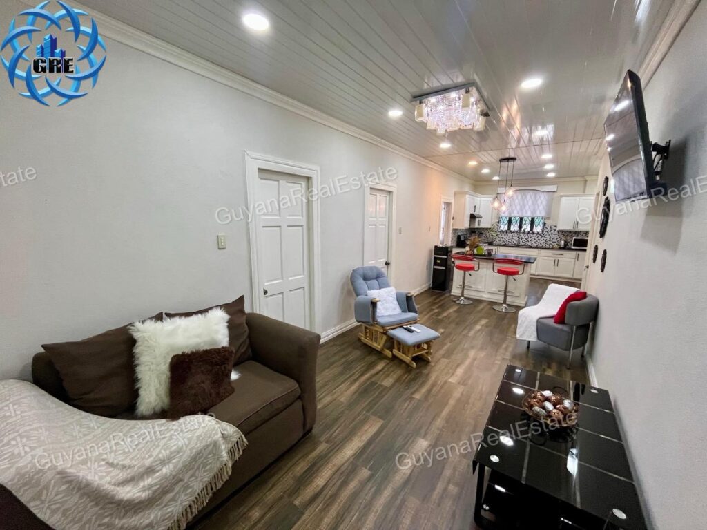 Modern Newly Built Apartment for Rent in Farm